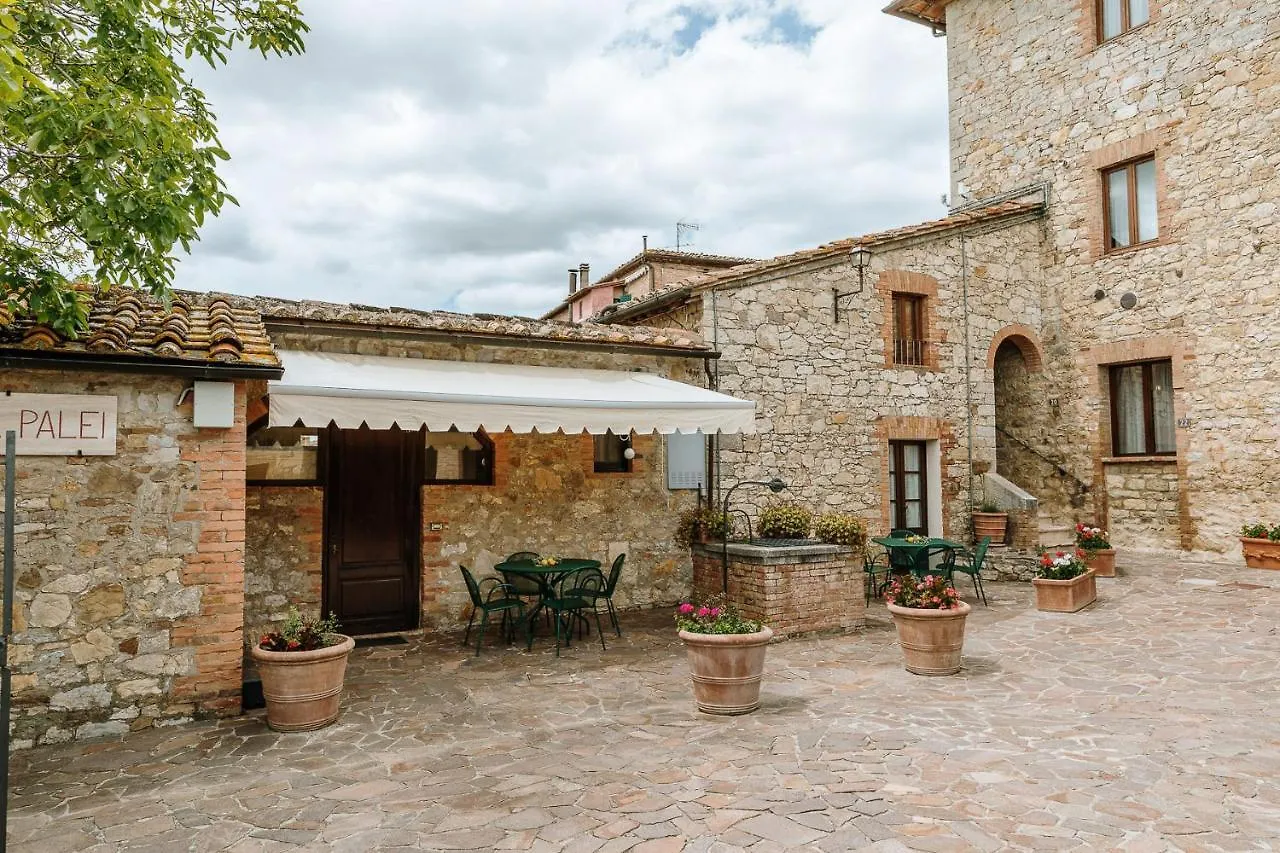 Borgo Villa A Sesta San Gusme Resort