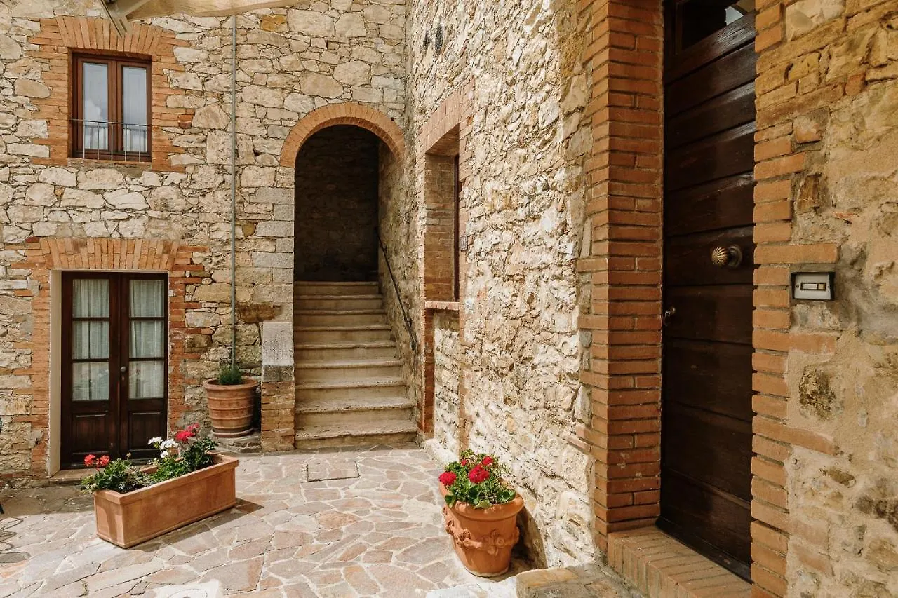 Borgo Villa A Sesta San Gusme 3*,  Italy