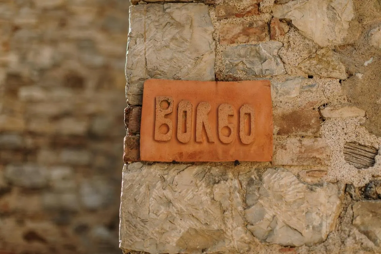 Borgo Villa A Sesta San Gusme Resort